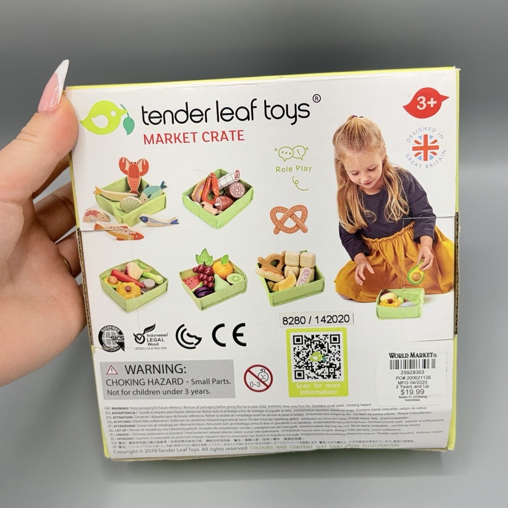 Tender Leaf Toys New Fruity Market Crate Wooden Fruit Toys - Picture 3 of 4